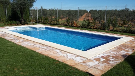 Piscinas de obra. precios baratos, oferta de piscinas